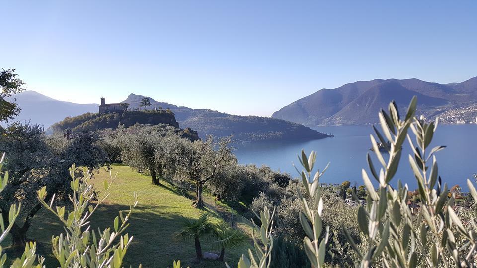 Magic On The Lake - Panoramic Marone Luaran gambar
